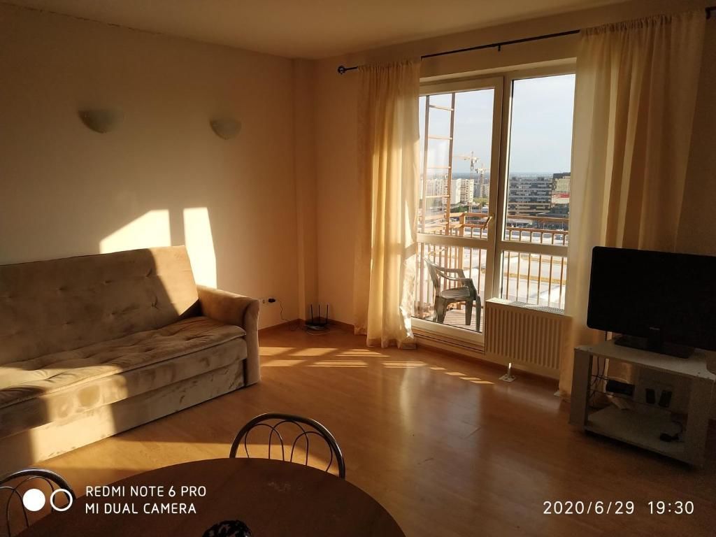 Апартаменты Apartment with a good view.Floor 11 Вильнюс-15